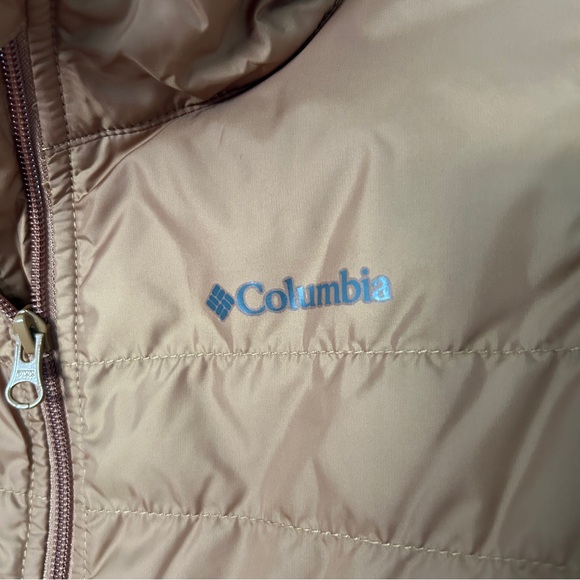 Women’s Columbia Mix It Around Vest - Picture 4 of 10